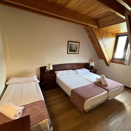 Hotel Romanic Estación Екстериор снимка