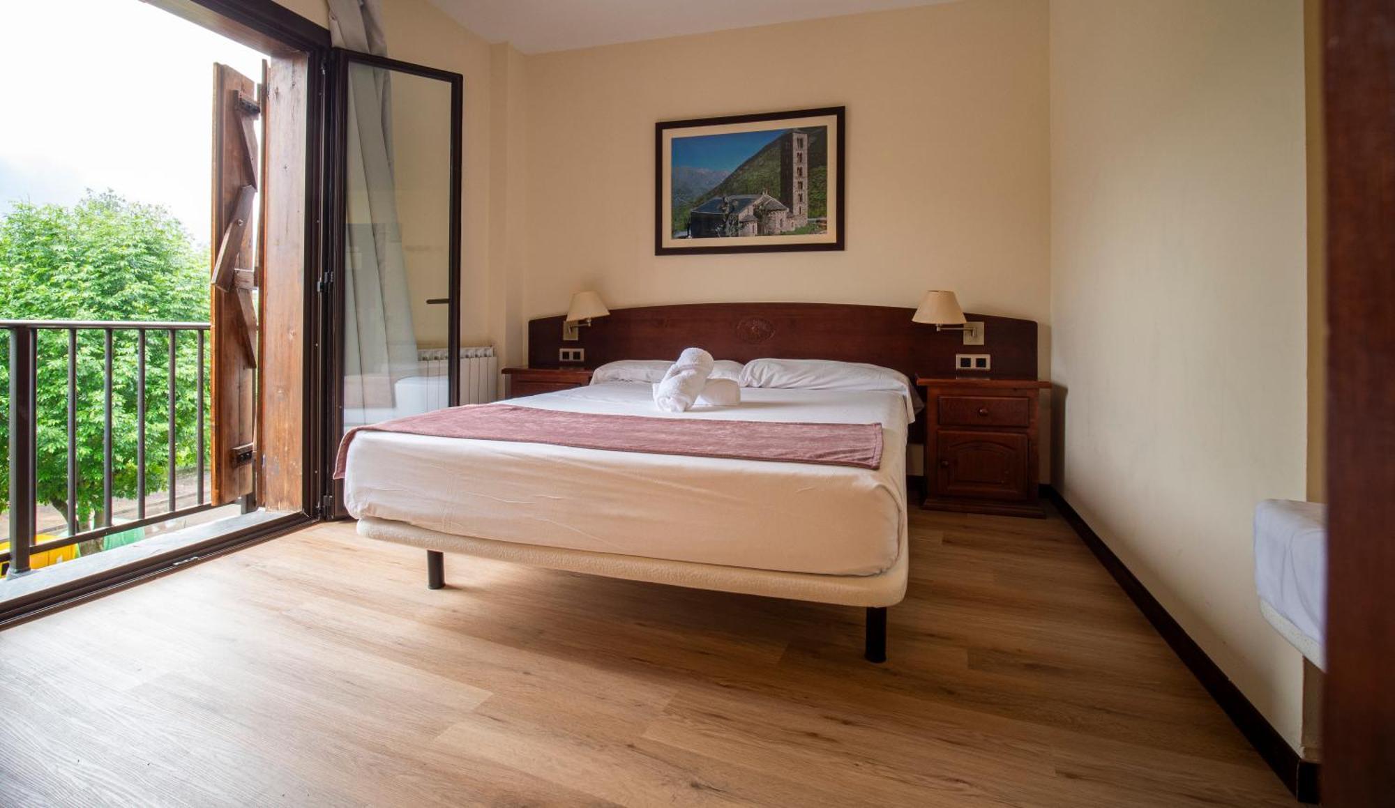 Hotel Romanic Estación Екстериор снимка