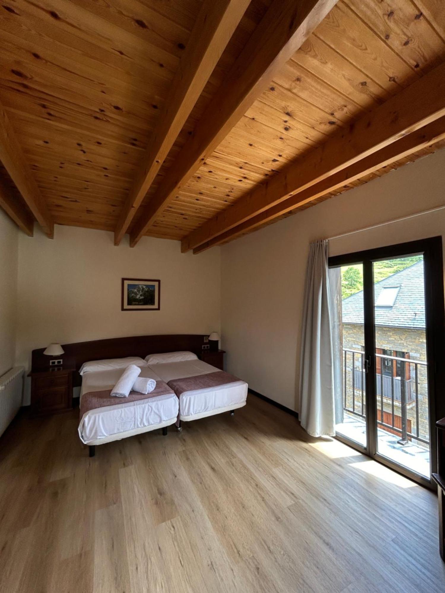 Hotel Romanic Estación Екстериор снимка