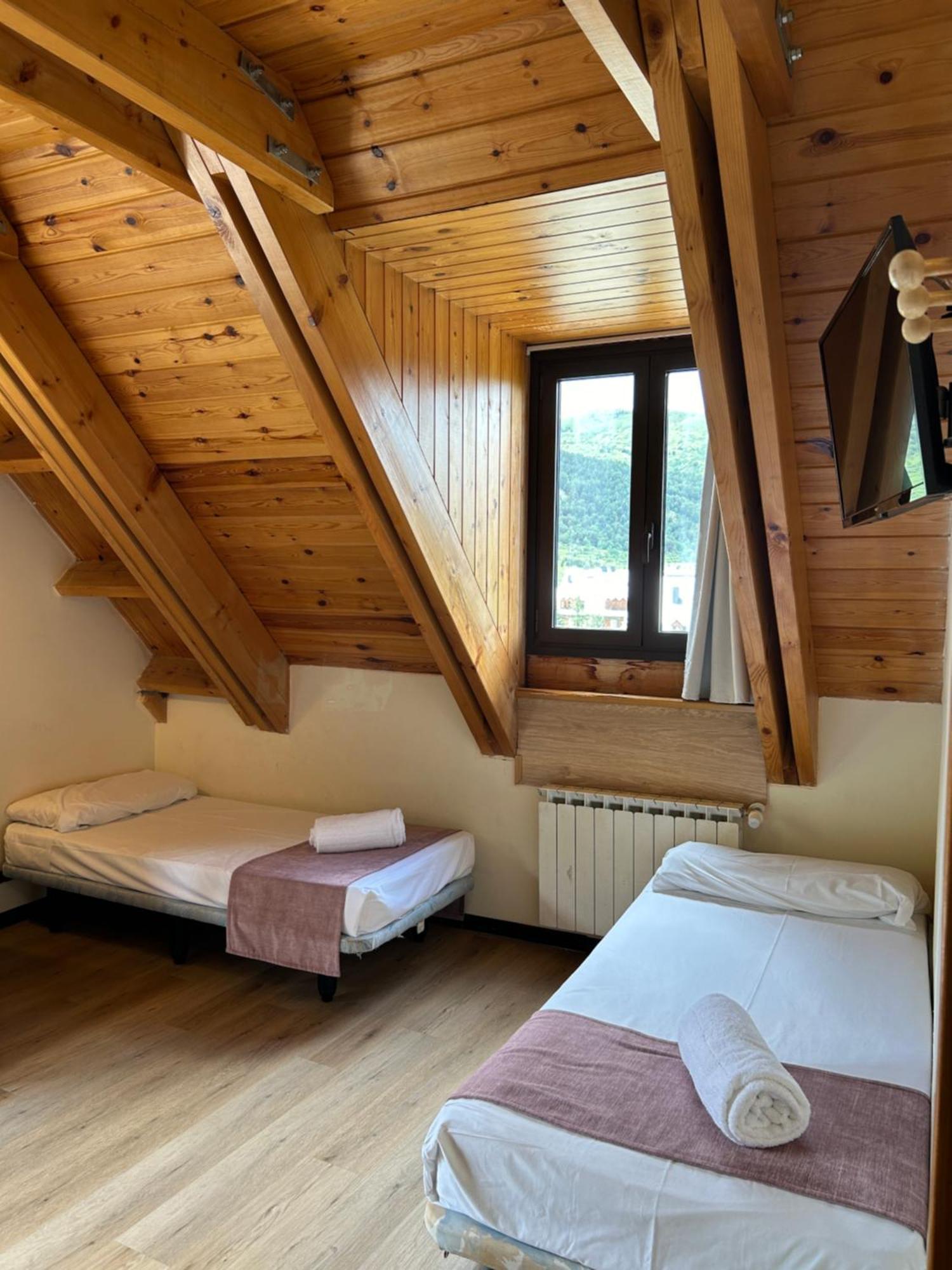 Hotel Romanic Estación Екстериор снимка